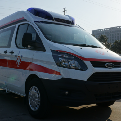 福特新全顺V362监护型救护车