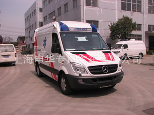 原装进口德国奔驰324救护车