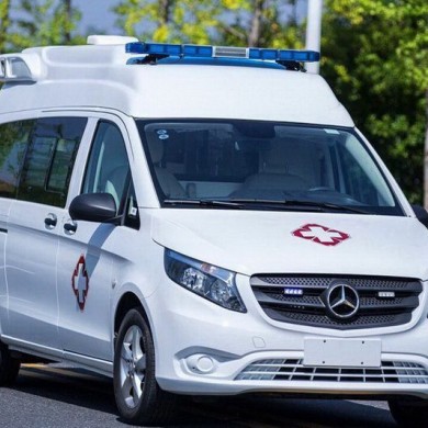奔驰威霆高顶救护车_简介